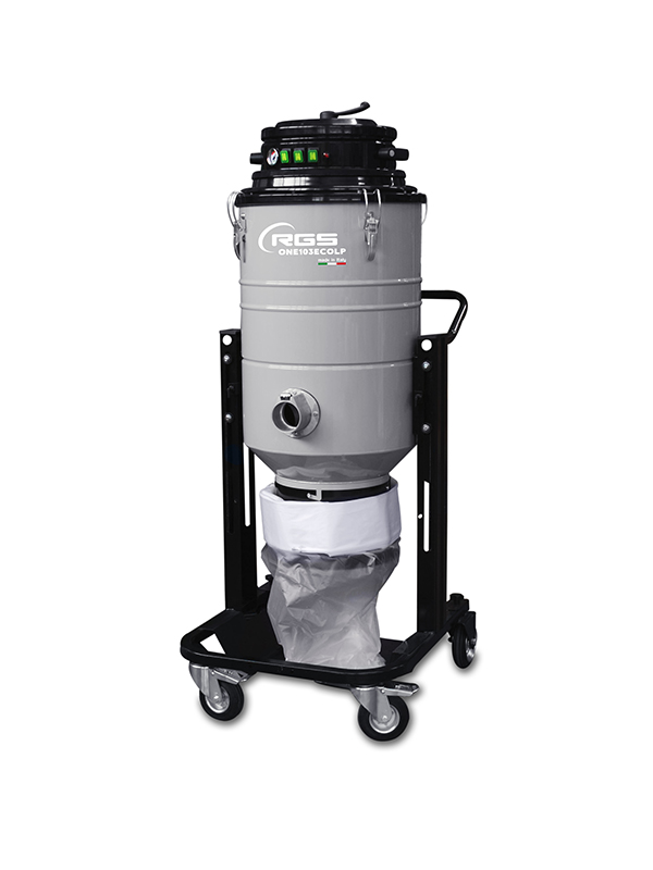 Vysávač na prach a suché nečistoty